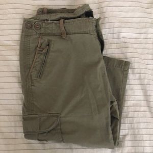 Gap vintage olive drab cropped cargo pants